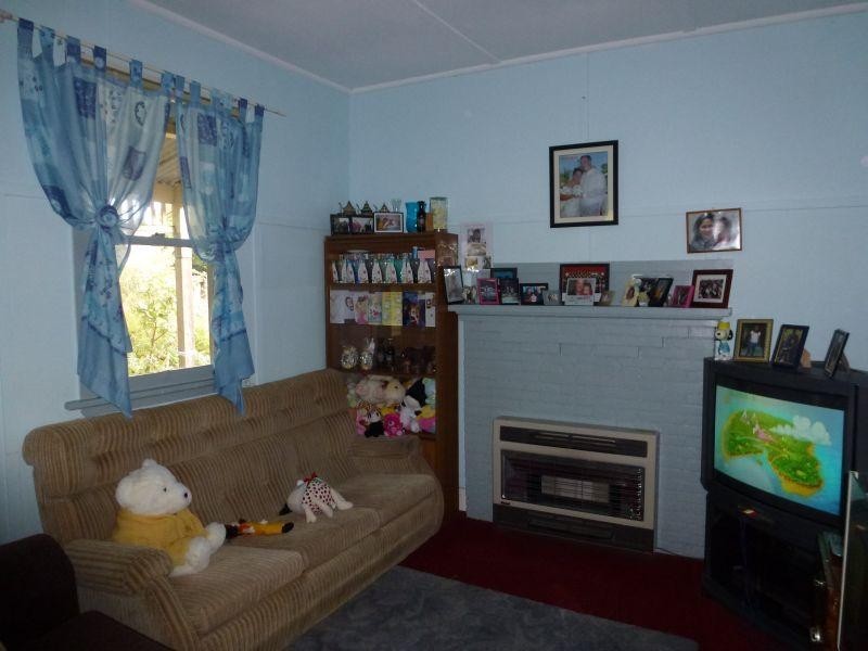2 Moore Street CRESWICK 3363, Creswick VIC 3363