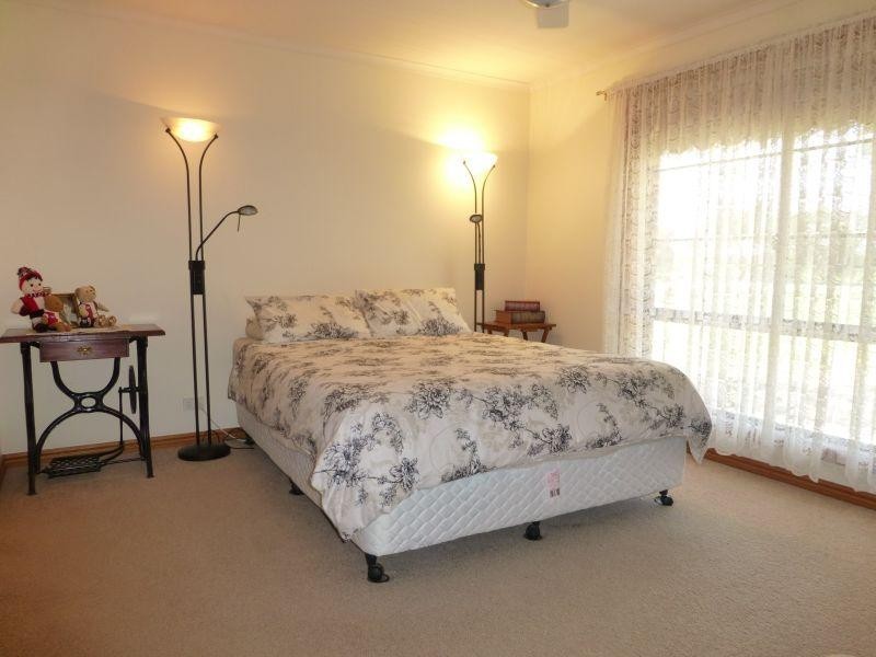 69 New North Court, Clunes VIC 3370