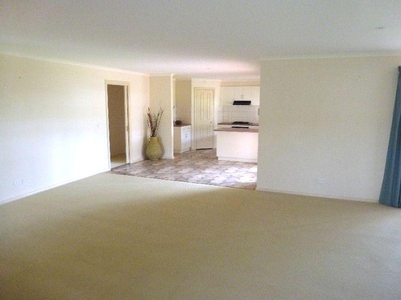 21 Caddy Drive CRESWICK 3363, Creswick VIC 3363