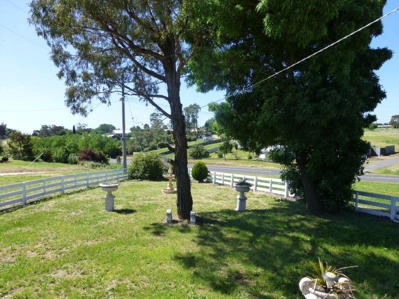 1 Macdonald Street, Clunes VIC 3370