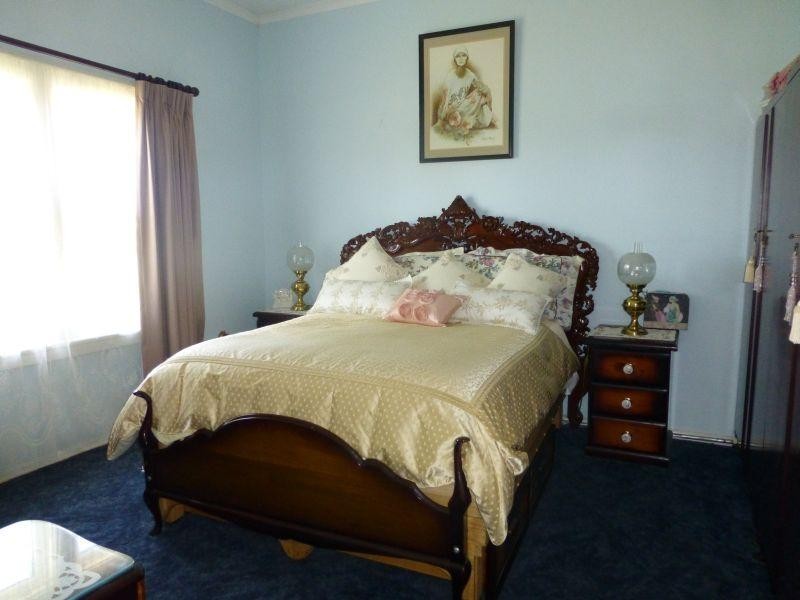 1 Macdonald Street, Clunes VIC 3370