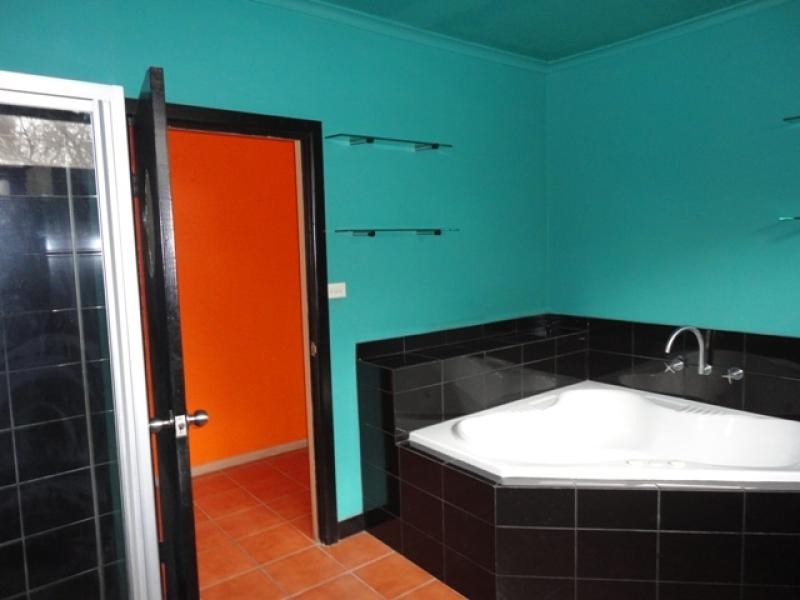 21 Hepburn  Road, Daylesford VIC 3460