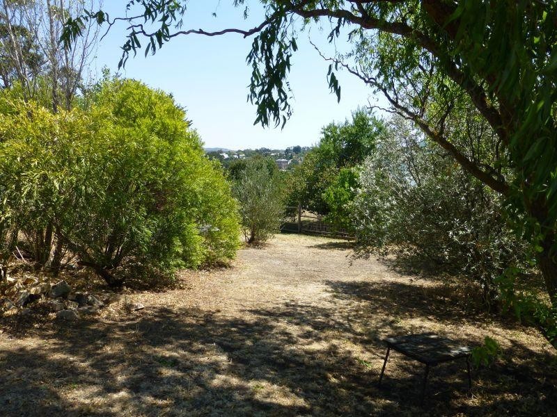 30 Leslie Street, Clunes VIC 3370