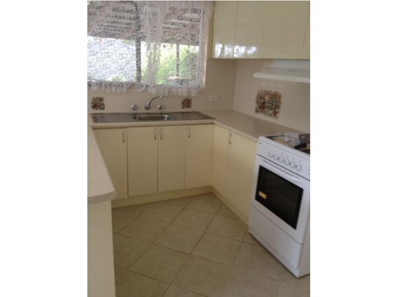 14 Camp Parade, Clunes VIC 3370