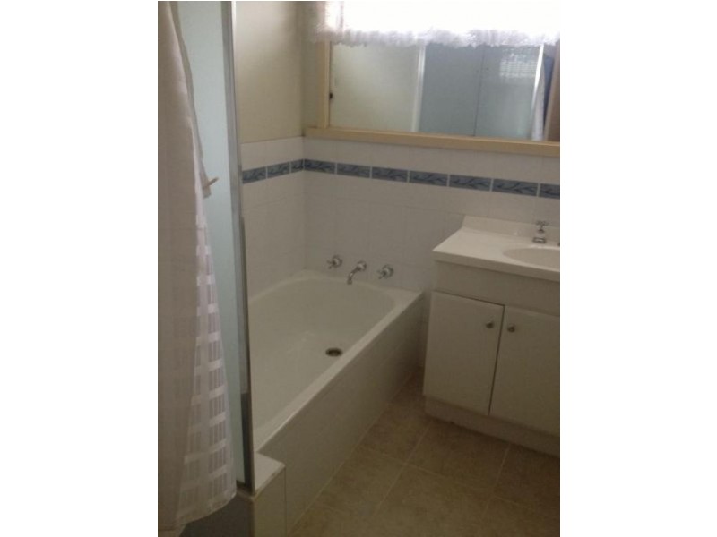 14 Camp Parade, Clunes VIC 3370