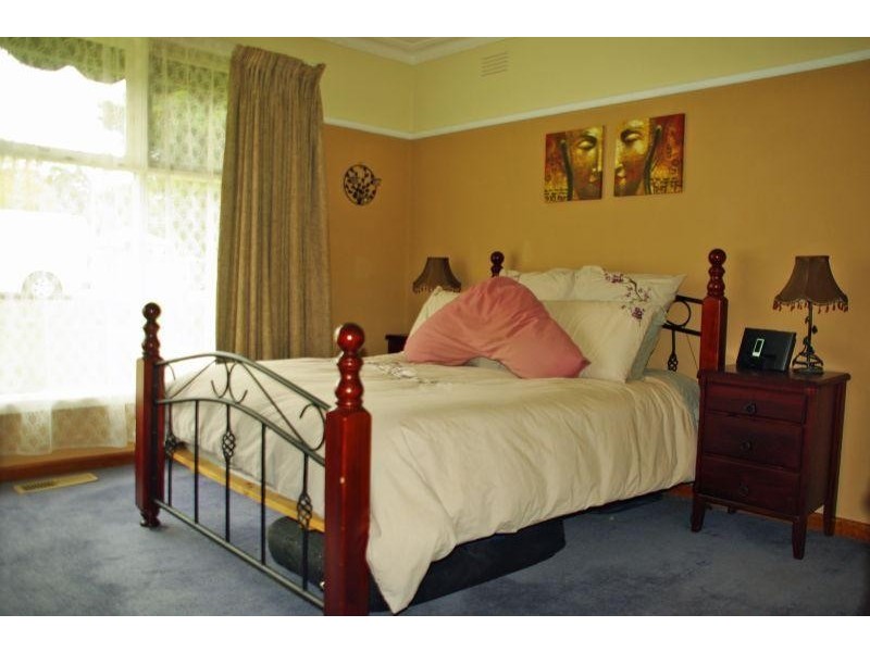 46 Melbourne Road, Creswick VIC 3363