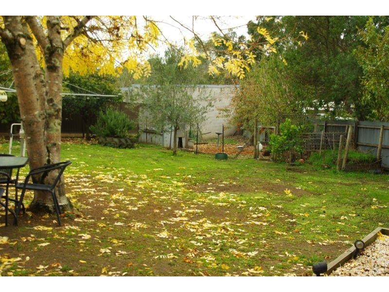 46 Melbourne Road, Creswick VIC 3363