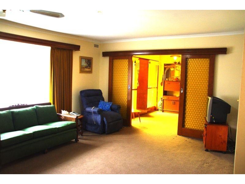 19 Hyde Park Road, Creswick VIC 3363