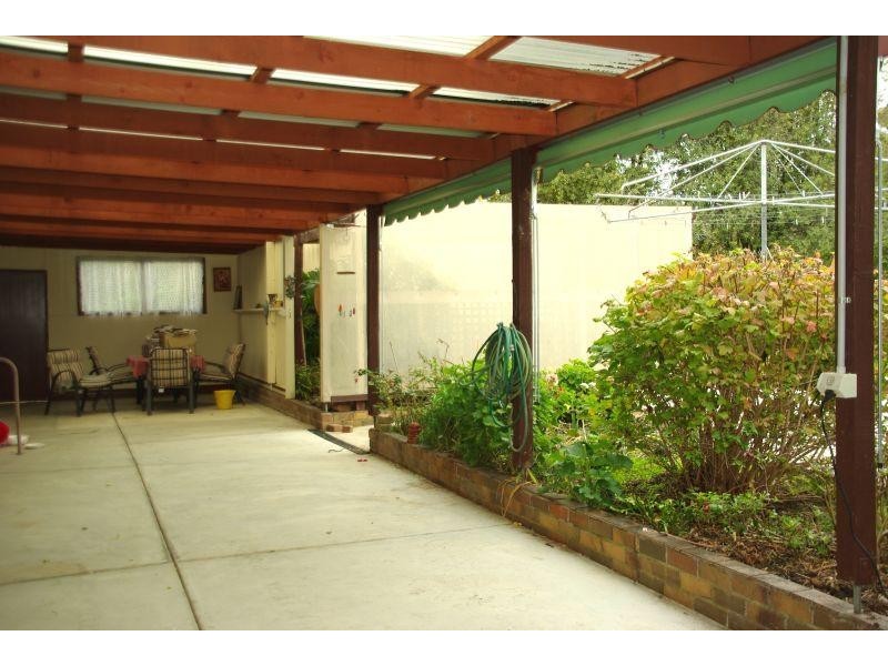 19 Hyde Park Road, Creswick VIC 3363