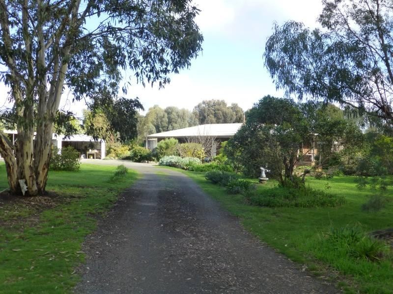 15 Boundary Street, Clunes VIC 3370