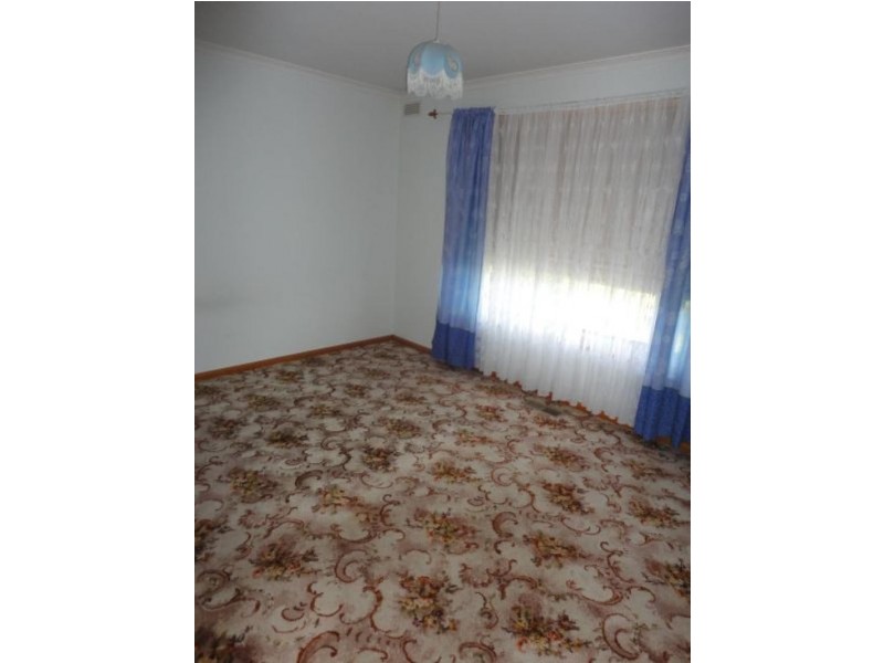 29 Service Street, Clunes VIC 3370