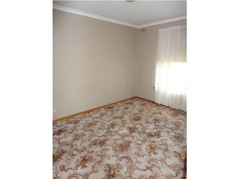 29 Service Street, Clunes VIC 3370