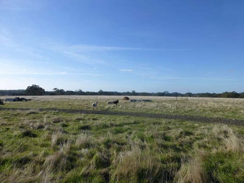 CA 15 & 39 Stud Farm  Road, Evansford VIC 3371