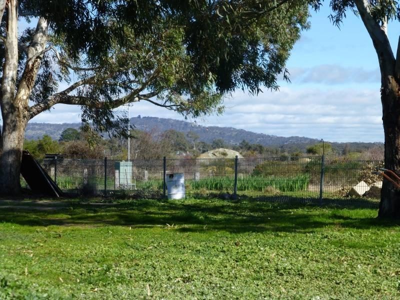 5 Albert Street, Clunes VIC 3370