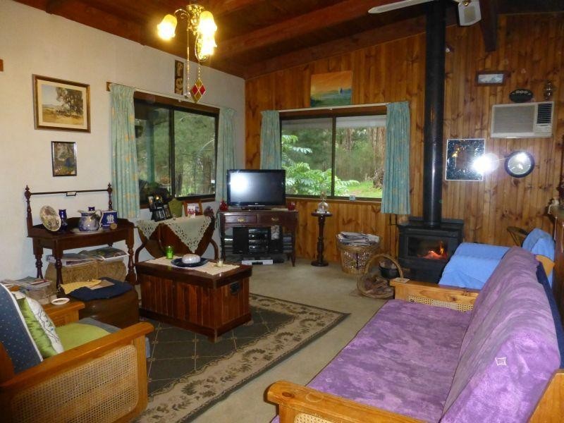 16-20 St Georges Lake Road, Creswick VIC 3363