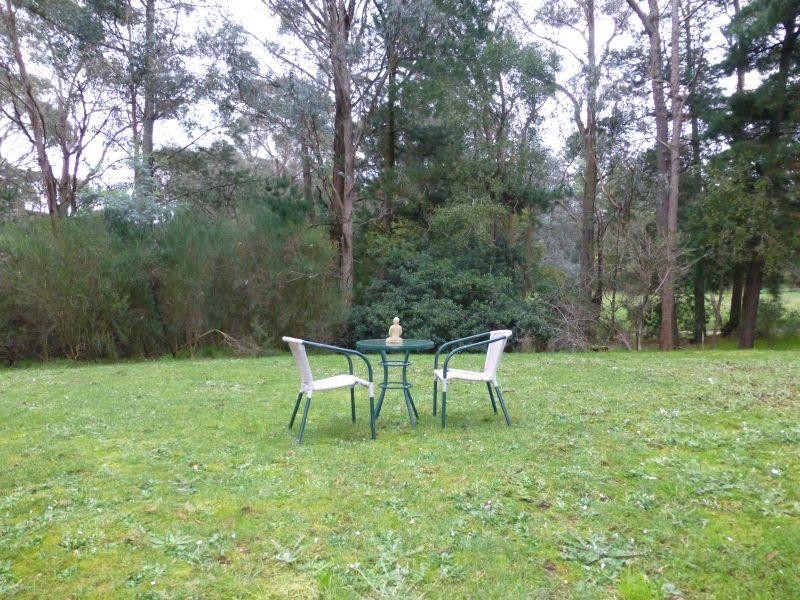 16-20 St Georges Lake Road, Creswick VIC 3363