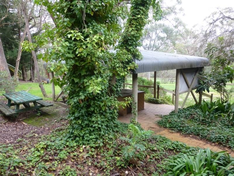 16-20 St Georges Lake Road, Creswick VIC 3363