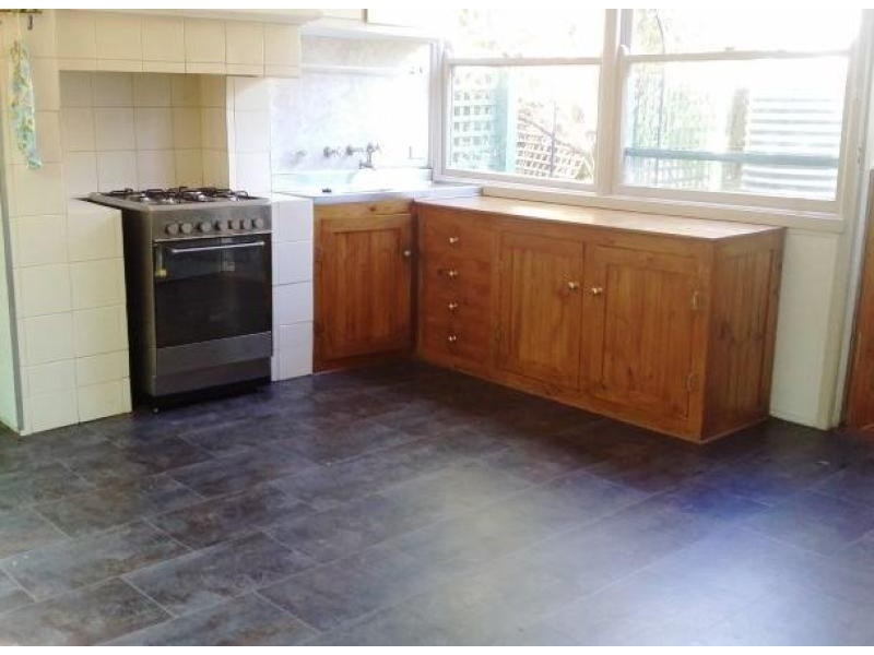 94 Main Road, Hepburn Springs VIC 3461