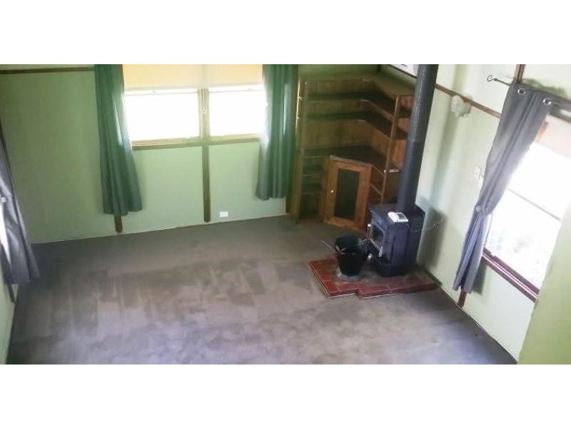 94 Main Road, Hepburn Springs VIC 3461