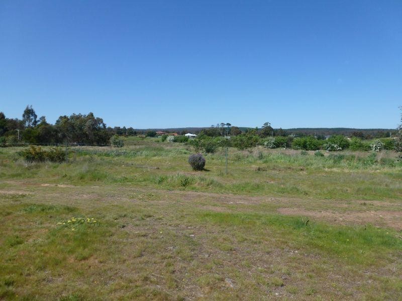 95 Carmody Drive, Creswick VIC 3363