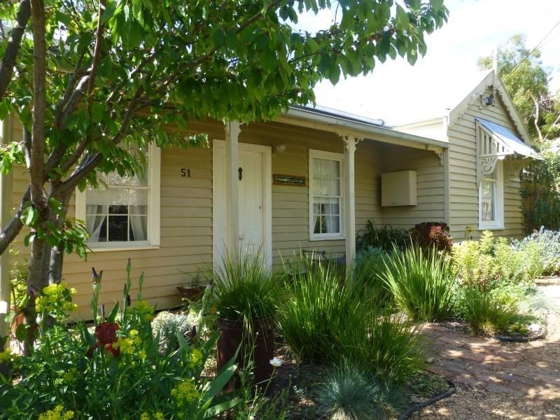 51 Service Street, Clunes VIC 3370