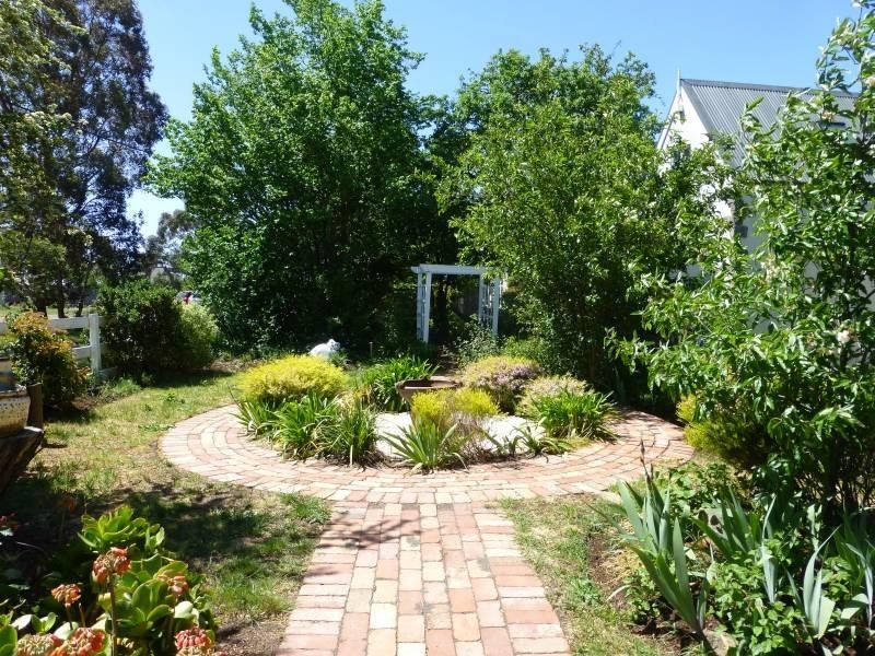 13 Tourello Street, Clunes VIC 3370