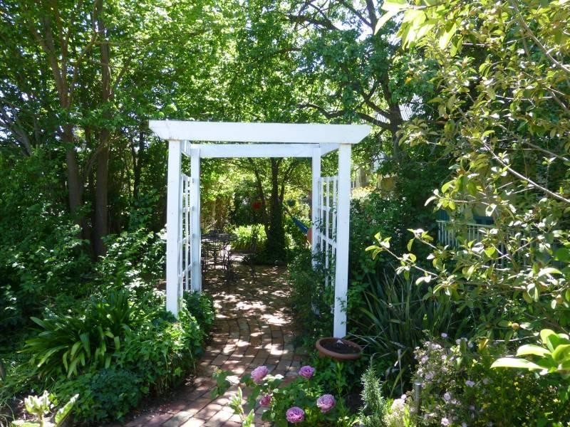 13 Tourello Street, Clunes VIC 3370