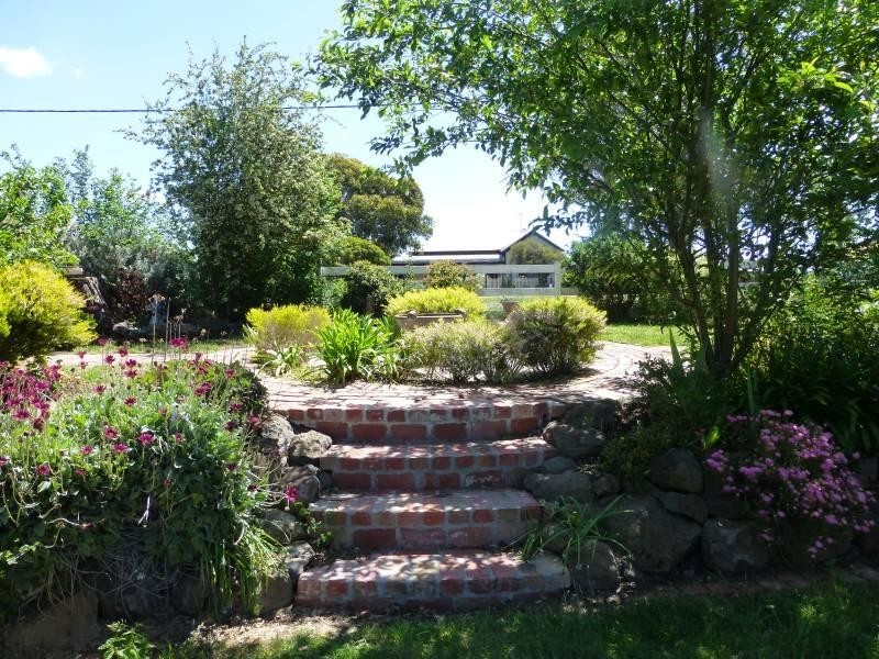13 Tourello Street, Clunes VIC 3370