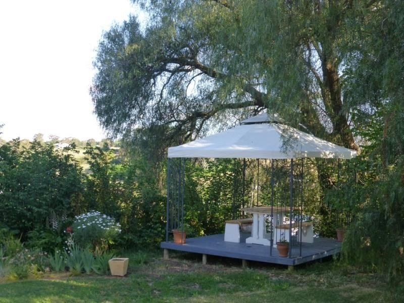 13 Tourello Street, Clunes VIC 3370