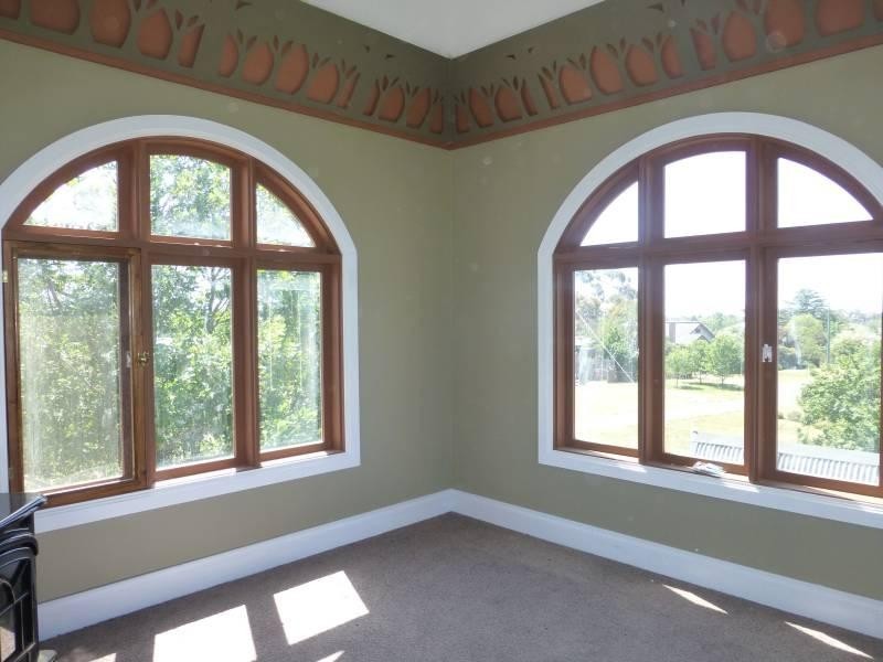 13 Tourello Street, Clunes VIC 3370