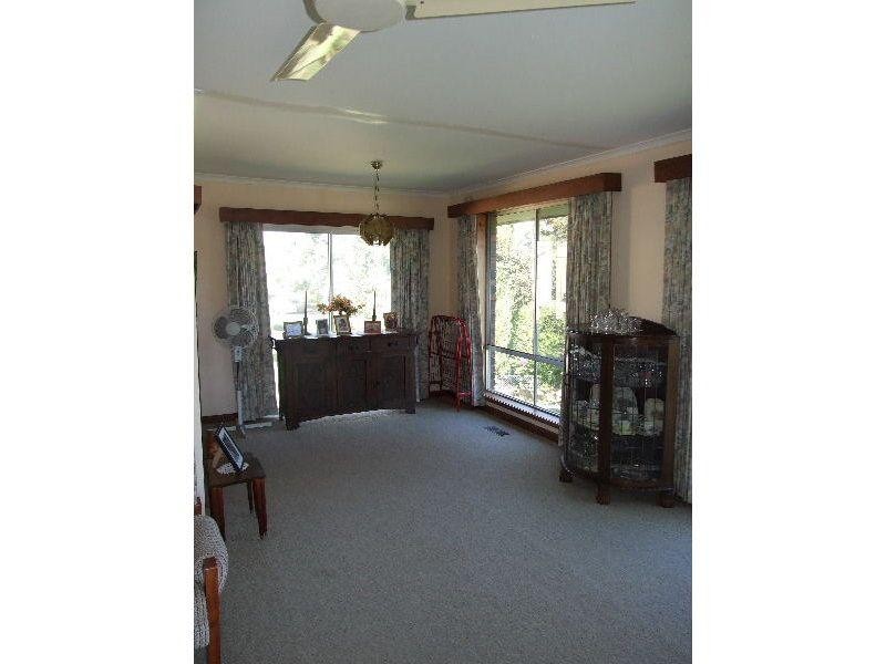 25 Angus Street, Clunes VIC 3370