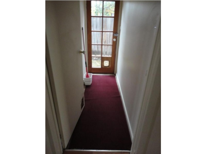 8 Heath Avenue, Hepburn VIC 3461