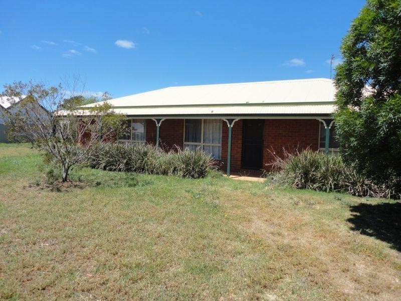 15 Suburban  Street, Clunes VIC 3370