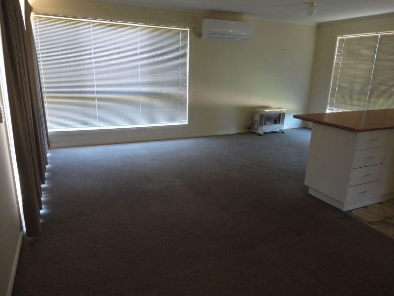 15 Suburban  Street, Clunes VIC 3370