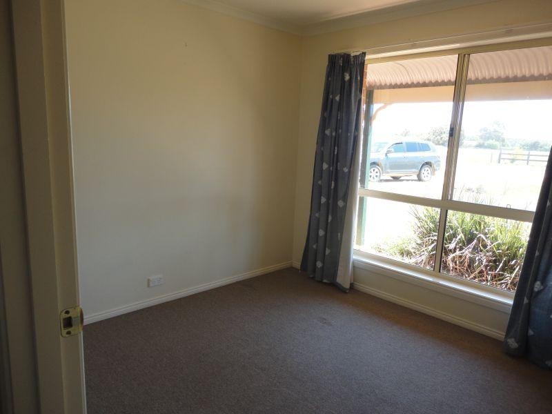 15 Suburban  Street, Clunes VIC 3370