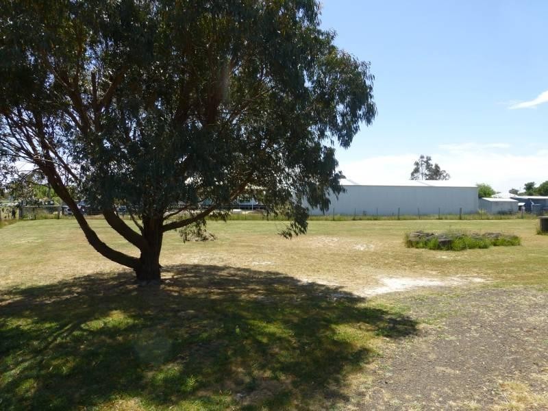 17 West Street, Clunes VIC 3370