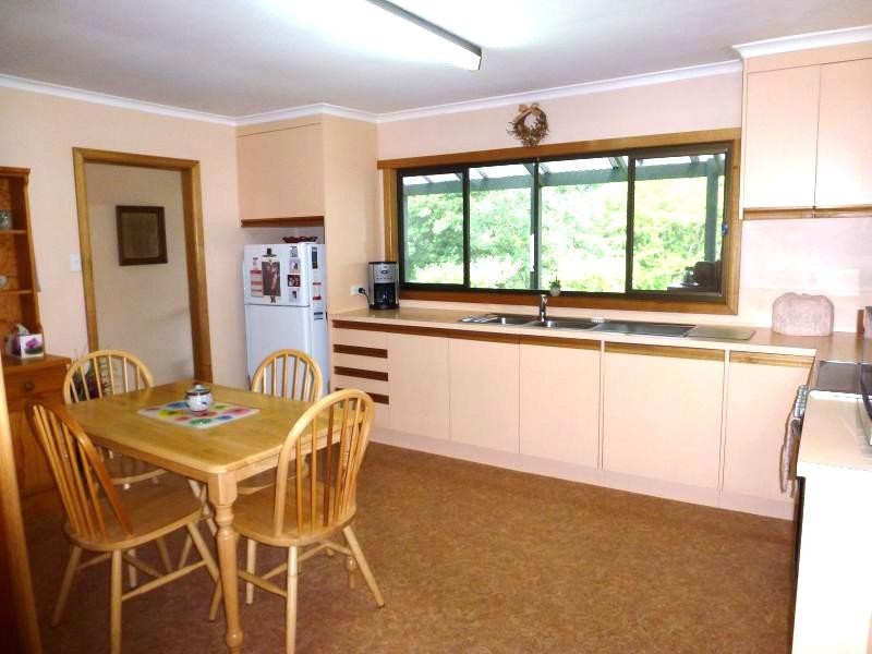 35 Moore Street, Creswick VIC 3363