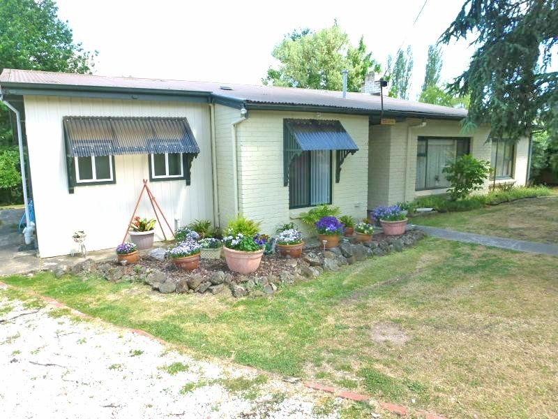 35 Moore Street, Creswick VIC 3363