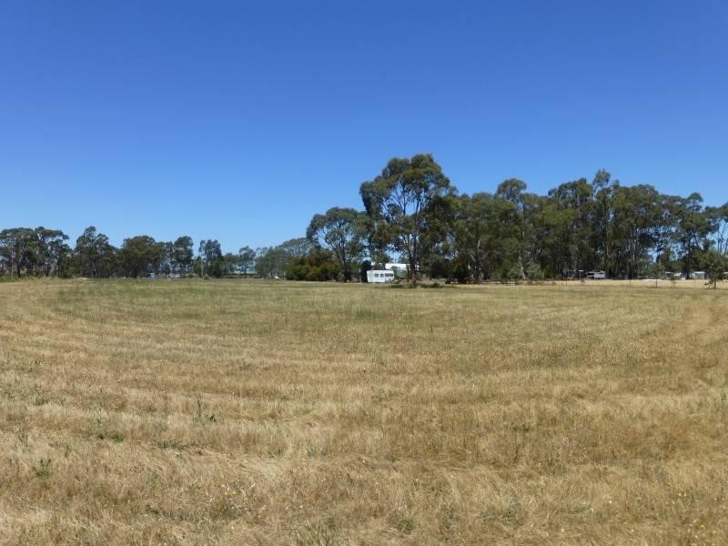 109 Mcdonalds Road, Clunes VIC 3370