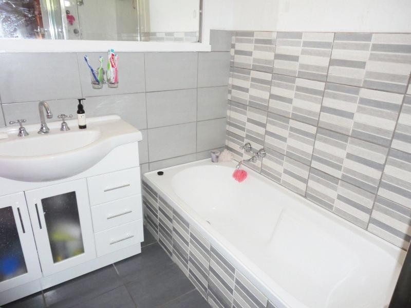 21 Semmens Avenue, Creswick VIC 3363