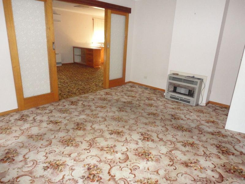 29 Service  Street, Clunes VIC 3370