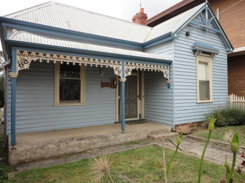 66 Albert Street, Creswick VIC 3363