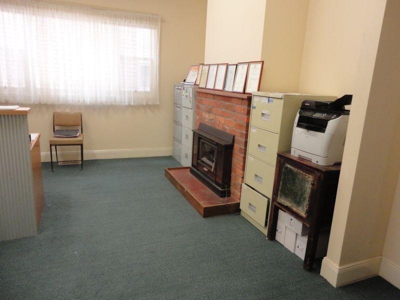 66 Albert Street, Creswick VIC 3363