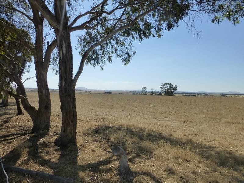 125 Smeaton  Road, Clunes VIC 3370