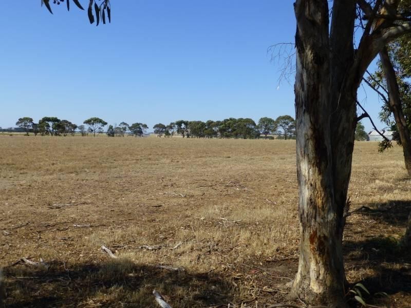 125 Smeaton  Road, Clunes VIC 3370