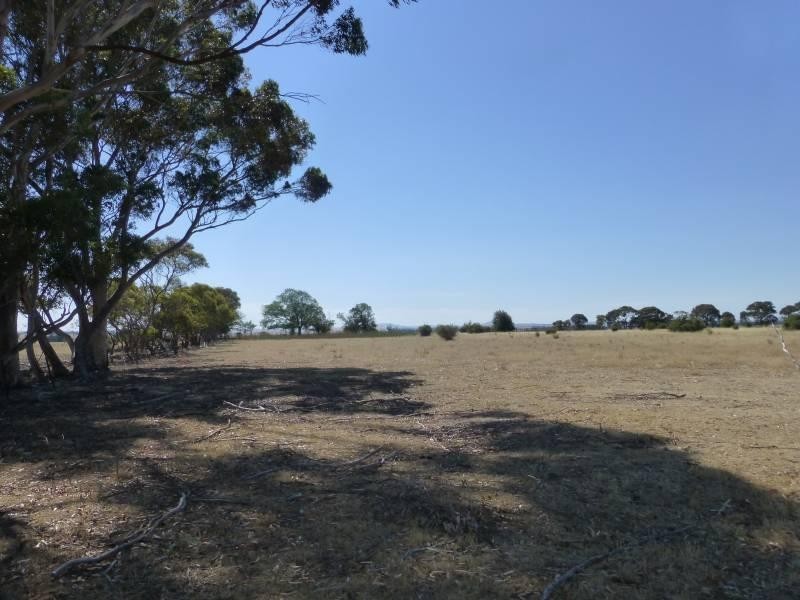 125 Smeaton  Road, Clunes VIC 3370