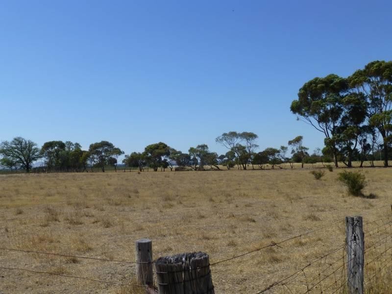 125 Smeaton  Road, Clunes VIC 3370