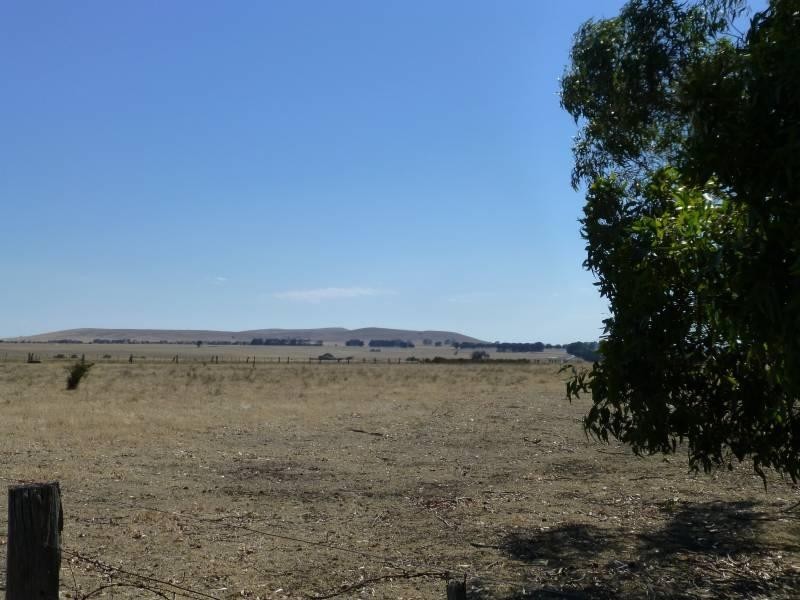 125 Smeaton  Road, Clunes VIC 3370