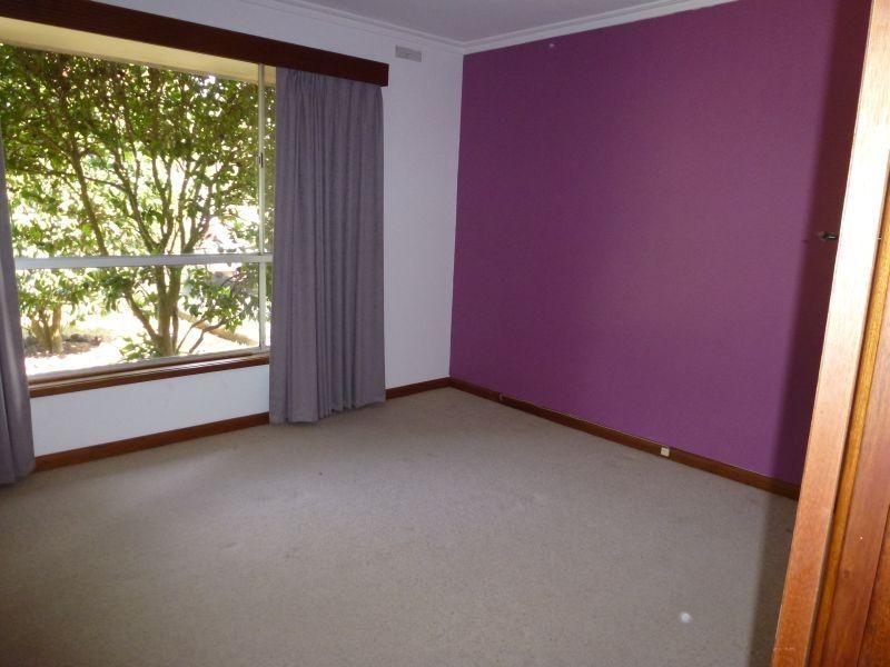 21 Semmens Avenue, Creswick VIC 3363