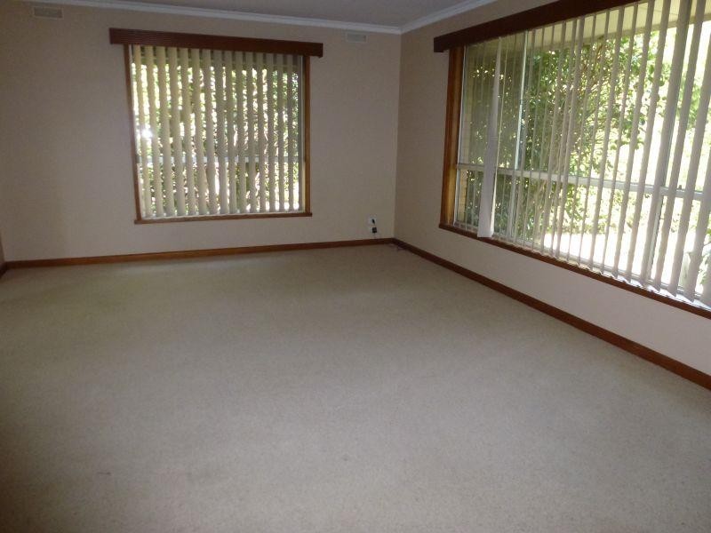 21 Semmens Avenue, Creswick VIC 3363